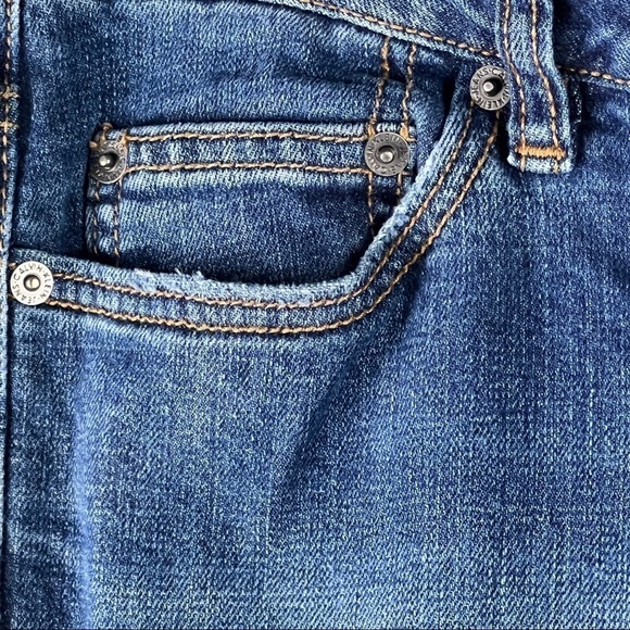 Calvin Klein Jeans 12 Flare leg - Picture 5 of 8